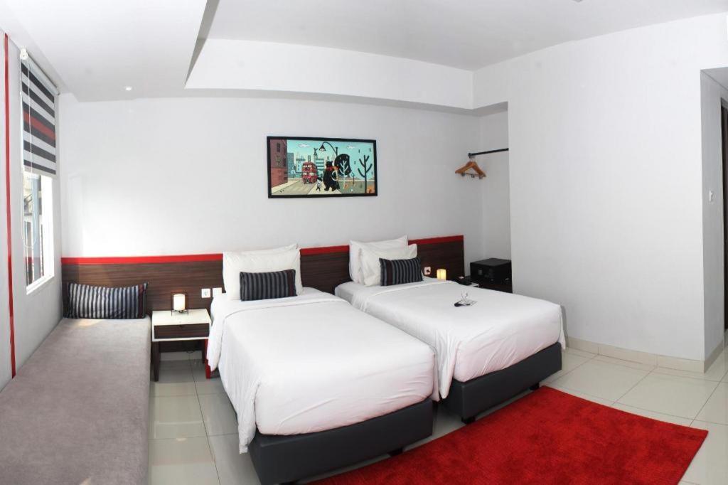 Hi Hotel Senen Jacarta Exterior foto